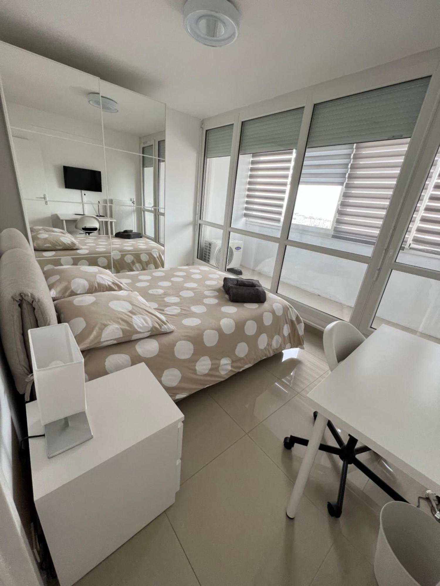 Super 4 Pieces Refait A Neuf Apartamento Villeurbanne Exterior foto