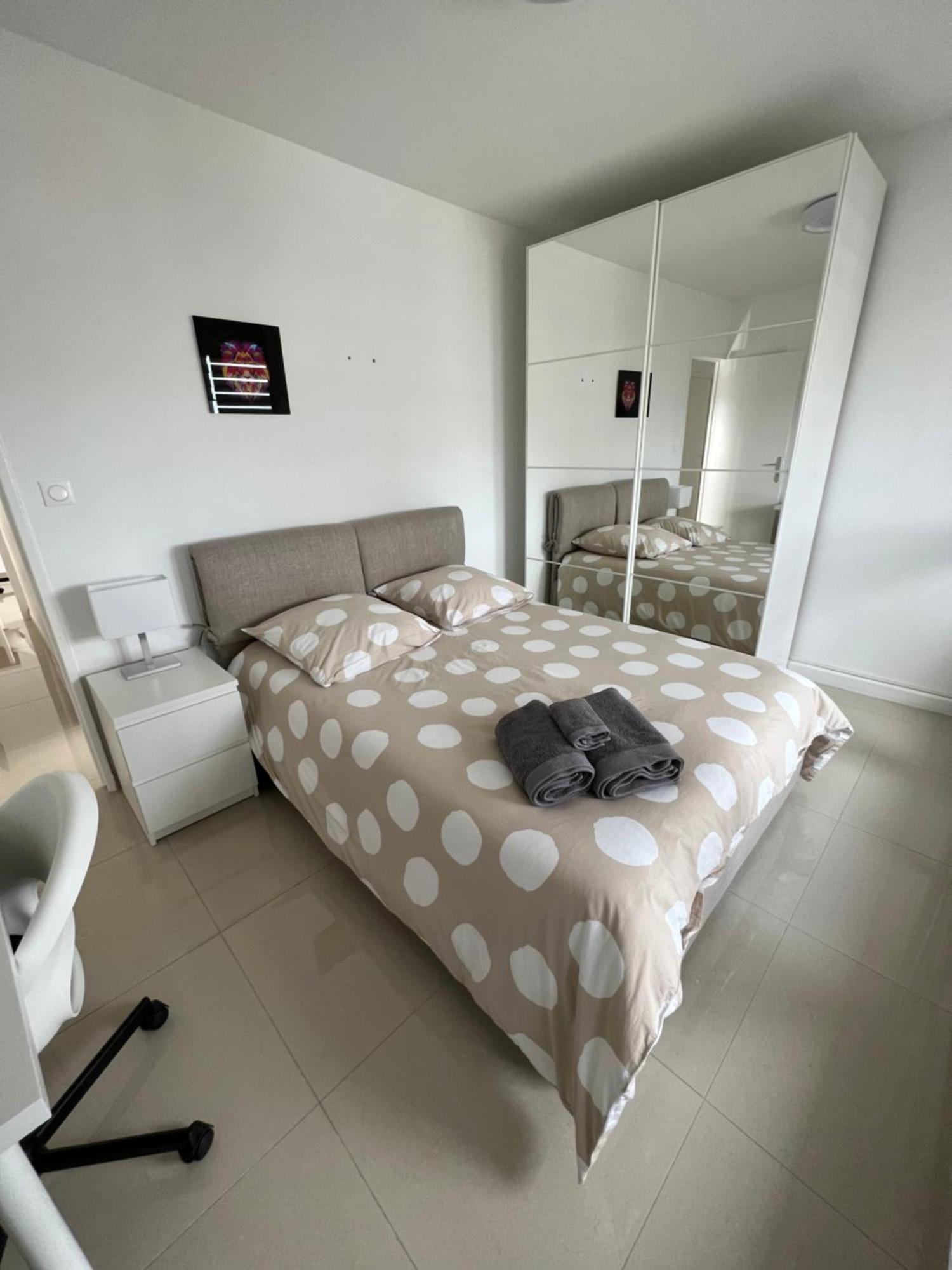 Super 4 Pieces Refait A Neuf Apartamento Villeurbanne Exterior foto