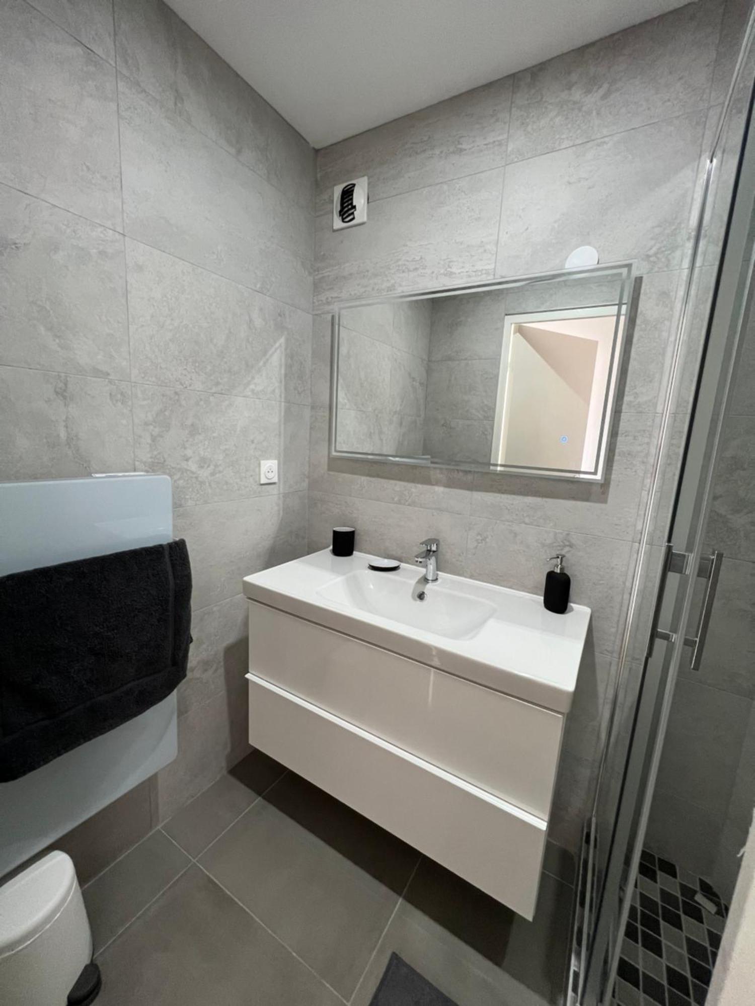 Super 4 Pieces Refait A Neuf Apartamento Villeurbanne Exterior foto