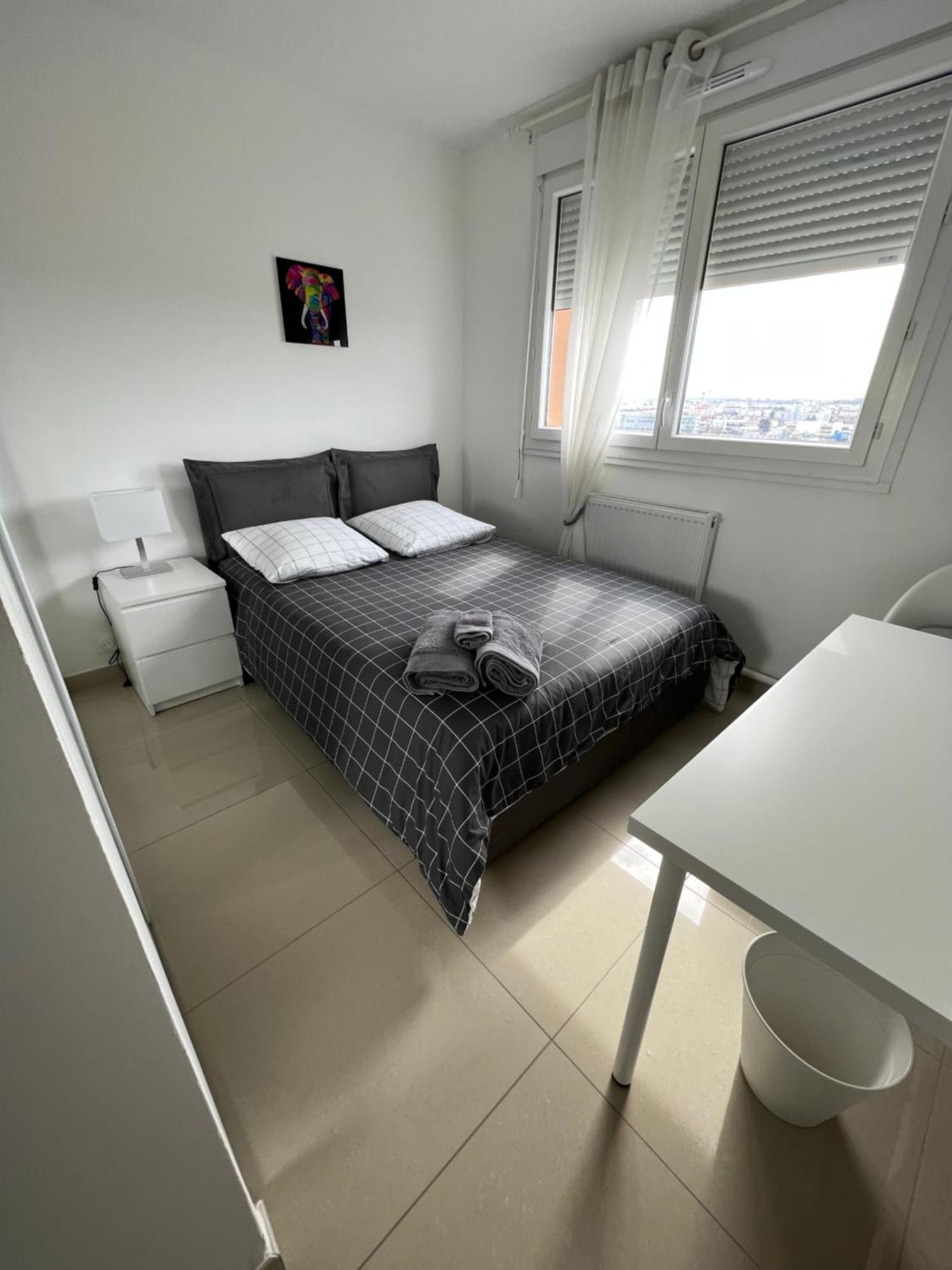 Super 4 Pieces Refait A Neuf Apartamento Villeurbanne Exterior foto